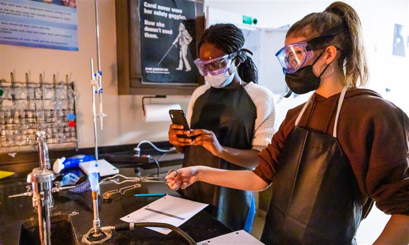 Students in a chemistry class